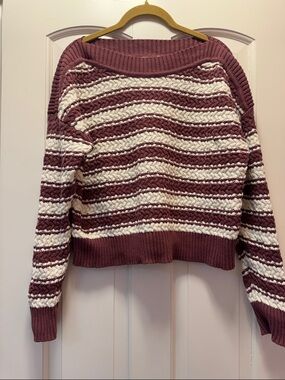 Striped Crewneck Cropped Sweater in Mauve and Cream